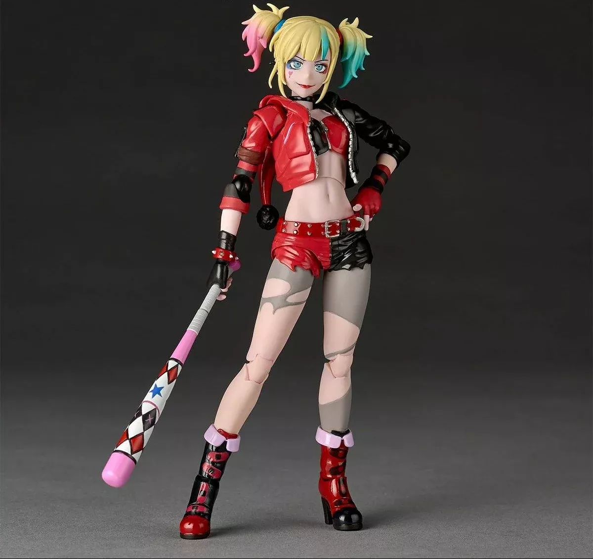 Amazing Yamaguchi Revoltech Figure Complex Harley Quinn (Isekai Ver.) Suicide Squad NR082