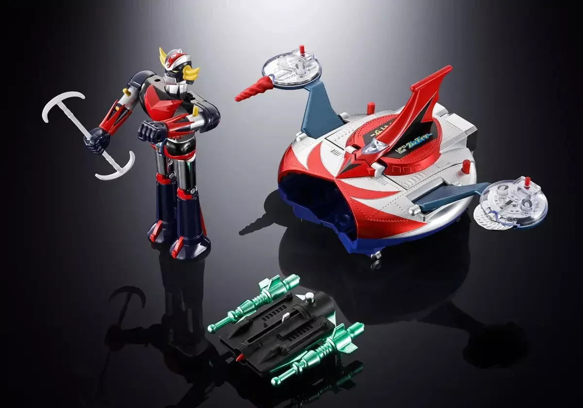 Bandai Chogokin Deluxe Grendizer and UFO Spazer (Reissue) Action Figure